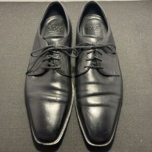 Men’s Ecco Black Lace up Dress Shoes Fits Size 13M